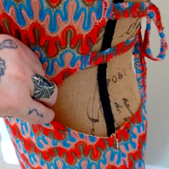 DOLLSKILL POSTER GIRL 1X MAXI HALTER ZIP SIDE LINED MINI SKIRT CROCHET - Picture 5 of 12